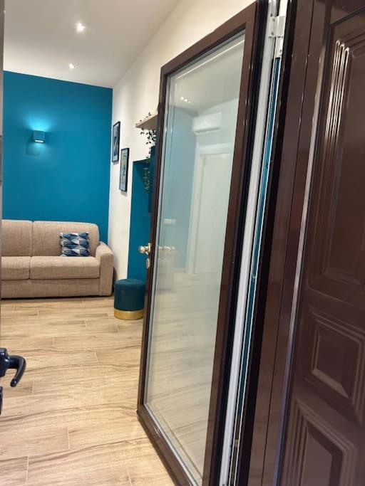 Apartamento Bayres Blue Milán Exterior foto